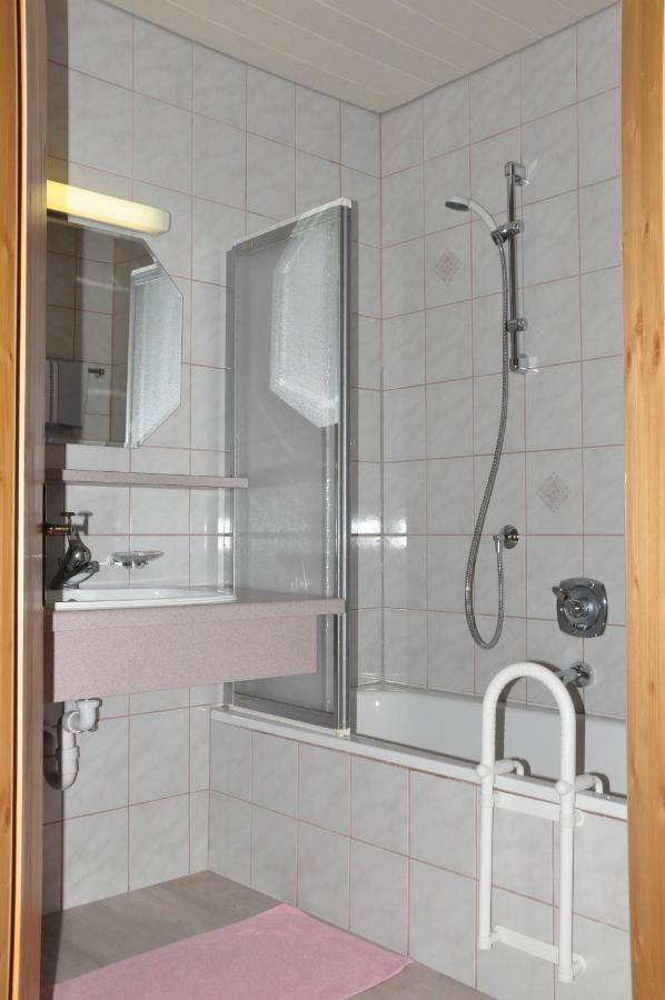 Hotel Zum Hirschen ロイタシュ 部屋 写真