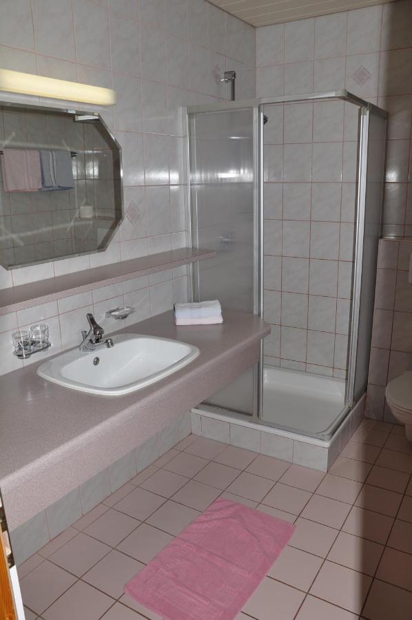 Hotel Zum Hirschen ロイタシュ 部屋 写真